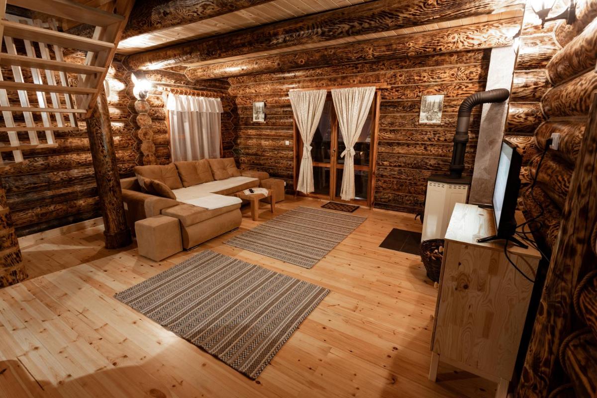 Zlatarske brvnare Zlatar Chalets - Housity