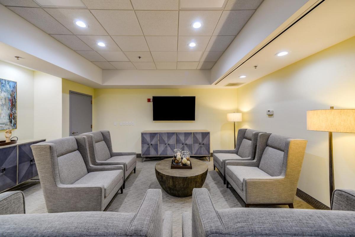 Saint Louis Airport Hotel - Hizvo