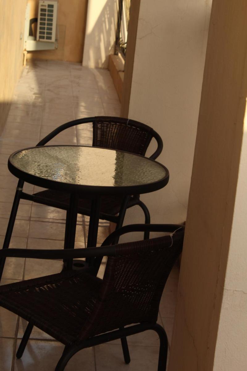 Suitetrails - The Artist Place at Kensington New Kingston