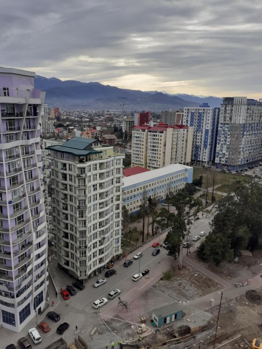 Apartment with Black Sea view - Housity