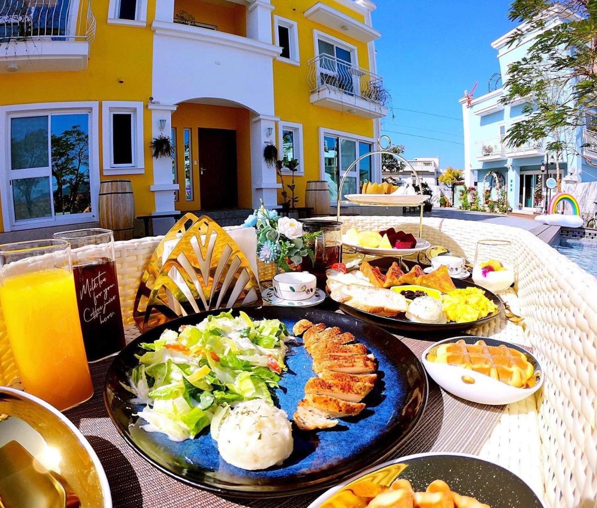 Burano Yellow Villa - Housity