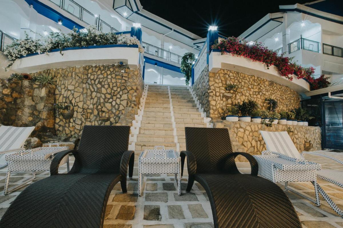 Suitetrails - Santiago Cove Hotel and Restaurant