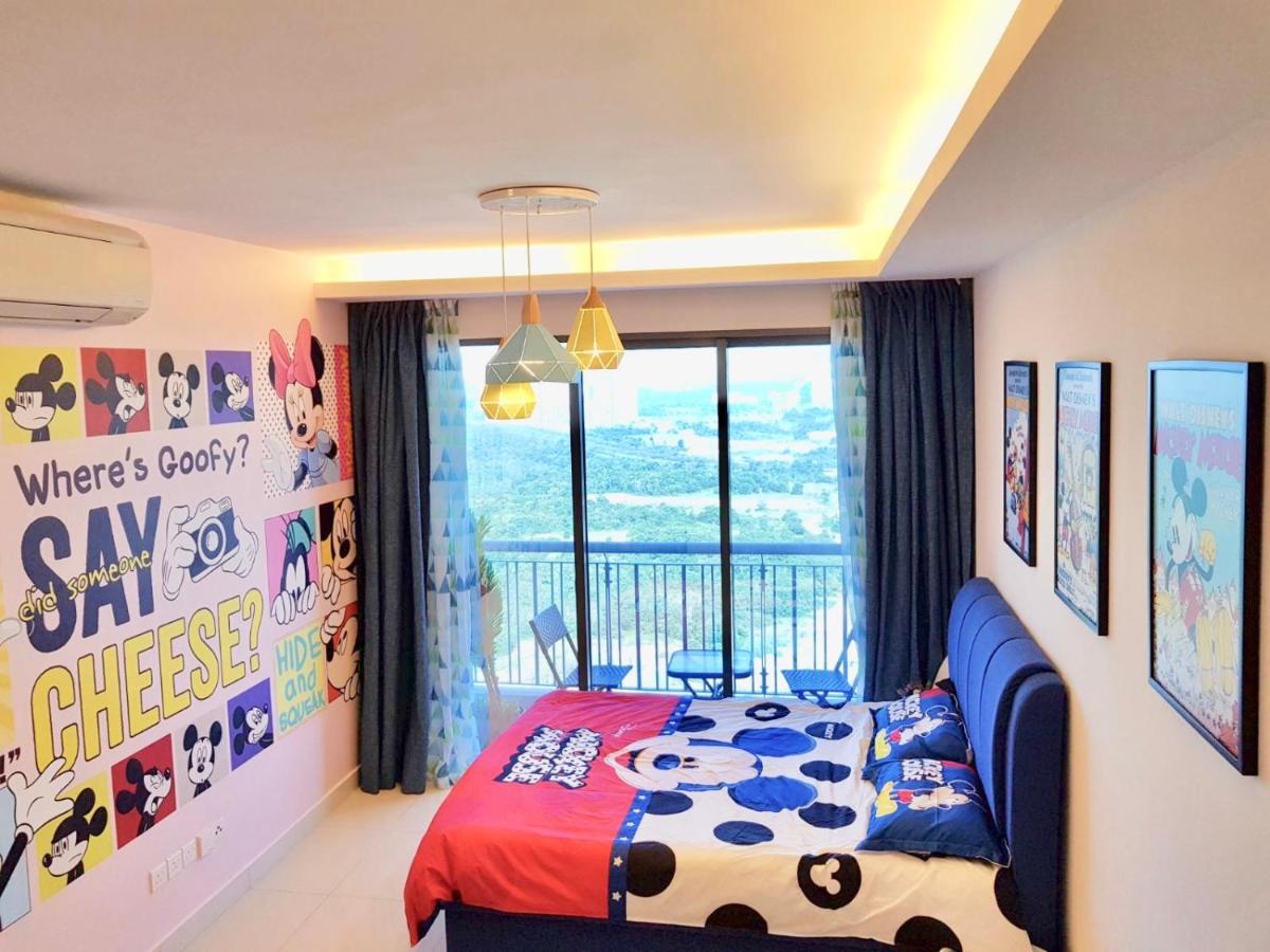 Suitetrails - 1-4pax Mickey Mouse 1bedrm at Puteri Harbour, Teega Suite