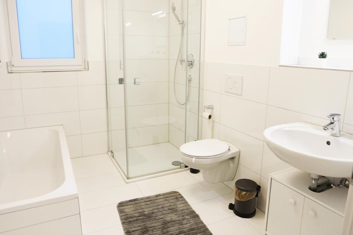 Suitetrails - Modern Apartment with a balcony in Büsingen am Hochrhein