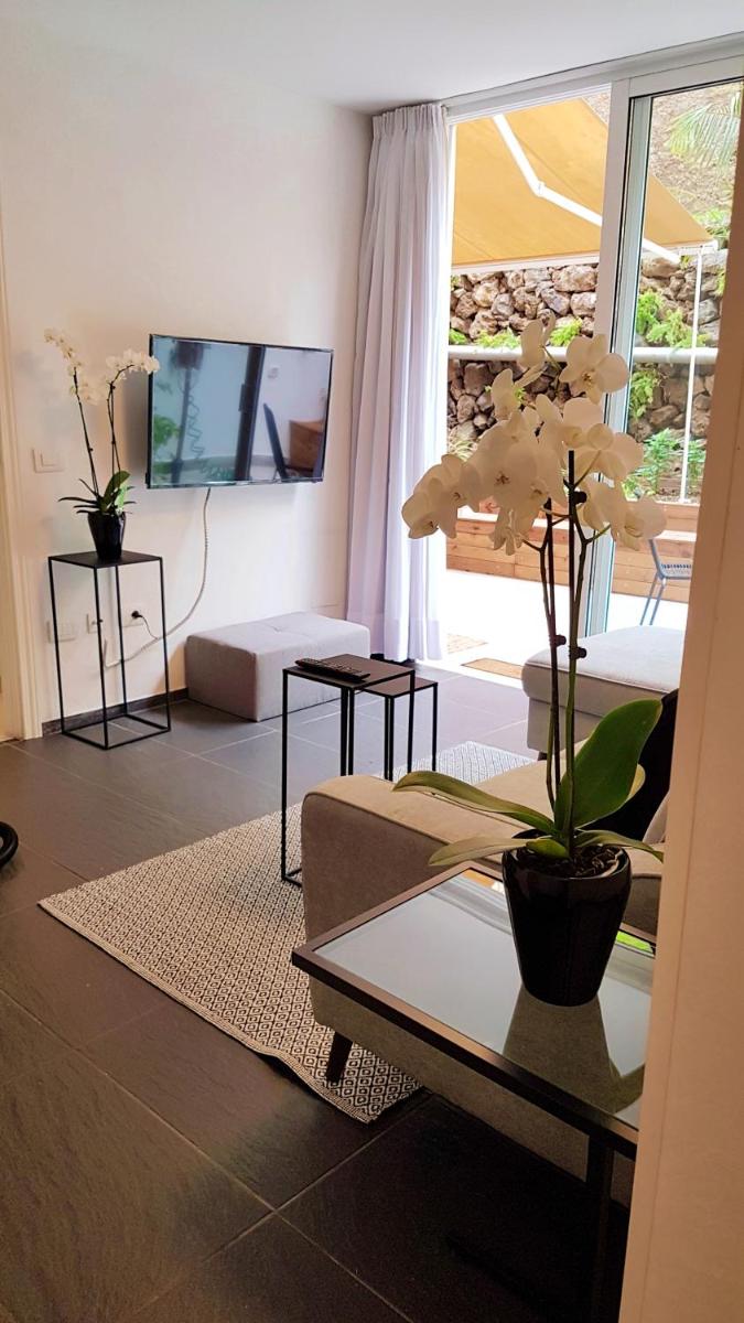 N&C Suites Puerto de la Cruz - Housity