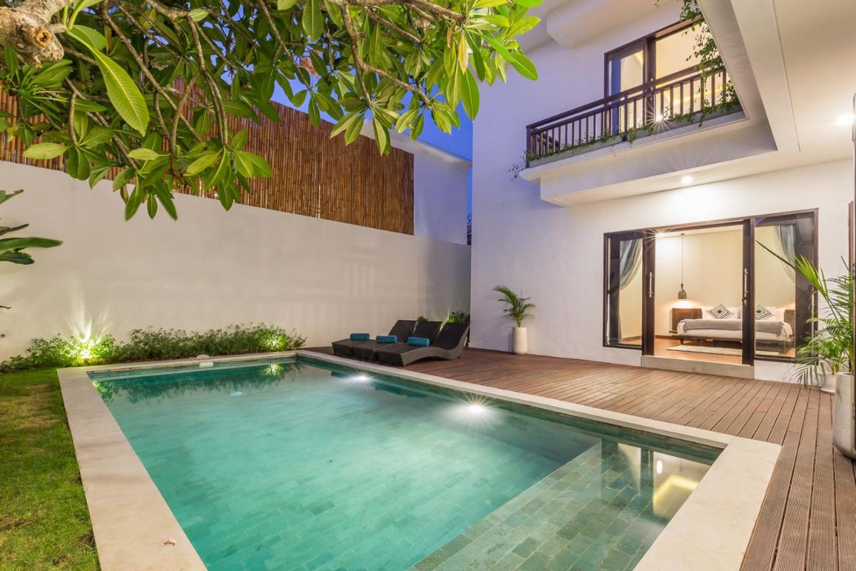 Villa Azura - Housity