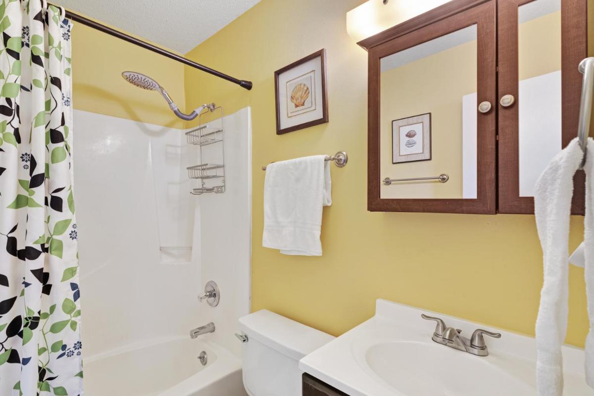 Canal Place #8 - Housity