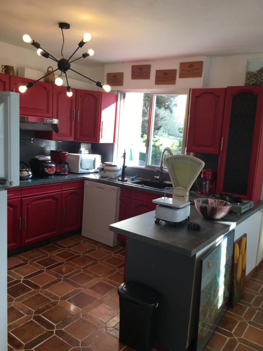 AU PIED DU VERCORS TOUT EST PERMIS - Housity