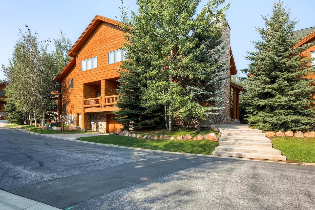 Timber Wolf Lodge by Park City Lodging - Housity