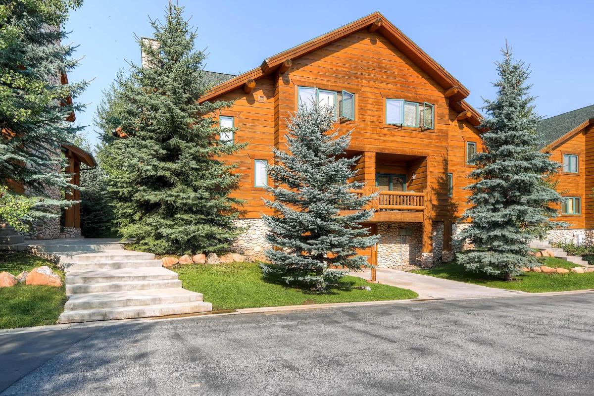 Timber Wolf Lodge by Park City Lodging - Housity