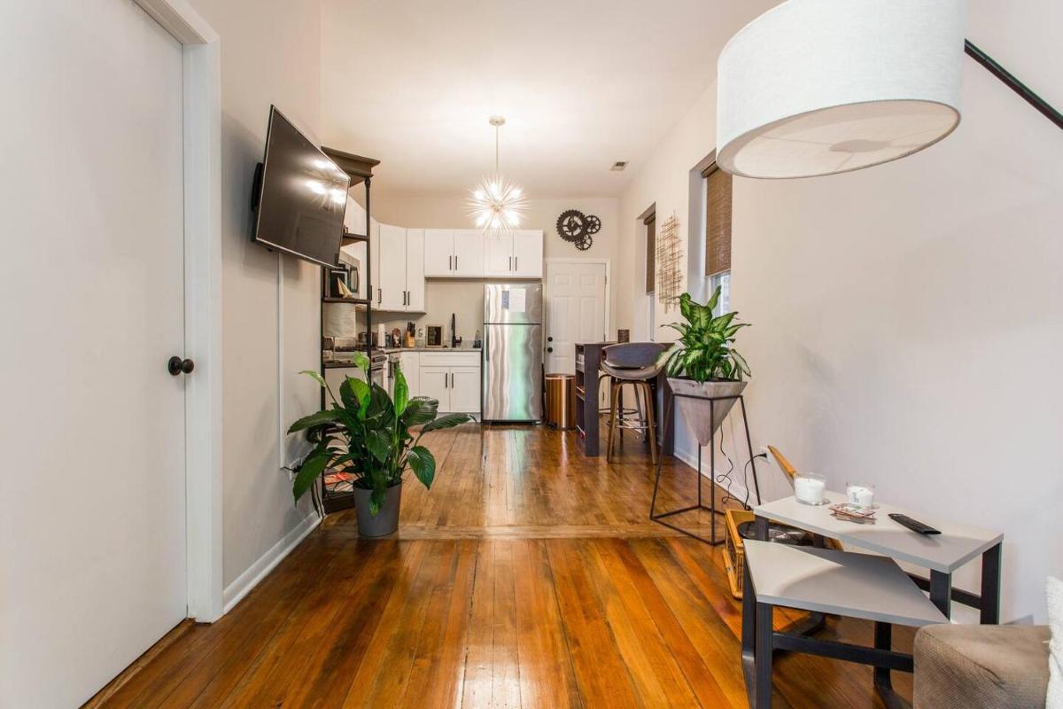 ✪ Cozy 1 Bedroom close to Downtown Chicago ✪ - Housity