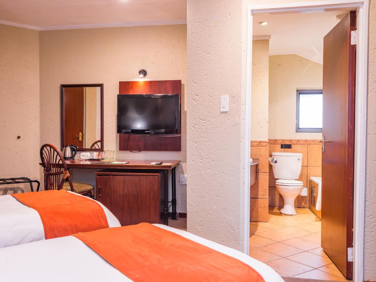 aha Kopanong Hotel & Conference Centre - Housity