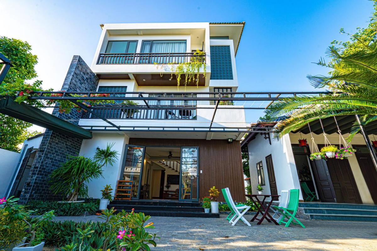 Golden Star Villa Hoi An - Housity