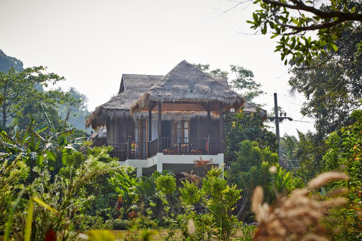 Wareerak Hot Spring & Wellness- SHA Extra Plus - Housity