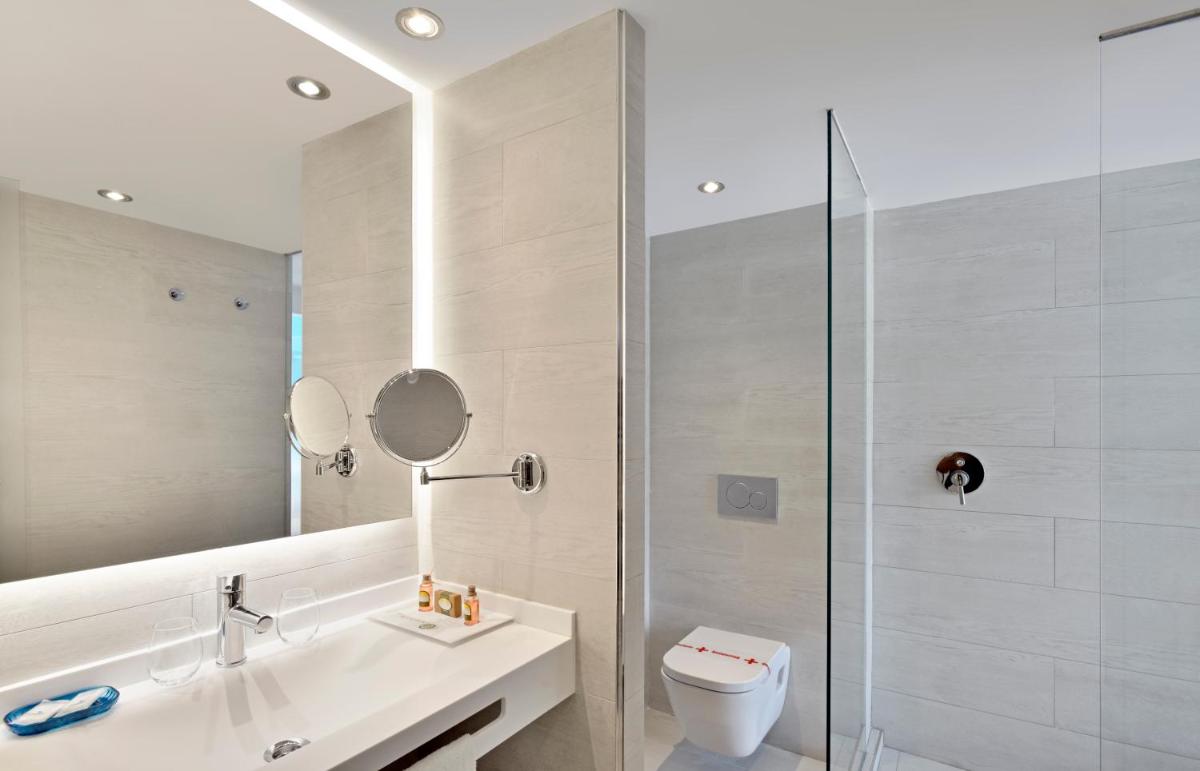 Un baño de Hotel Hispania