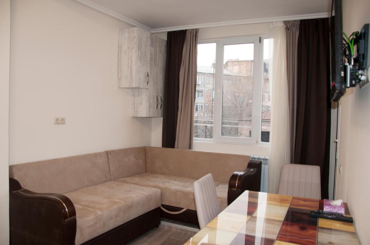Downtown Yerevan Apartment - Hizvo