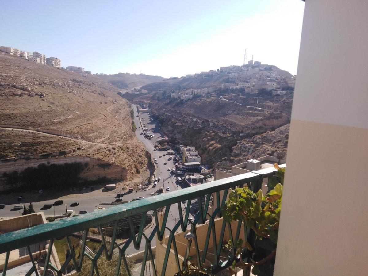 castle stone - Housity