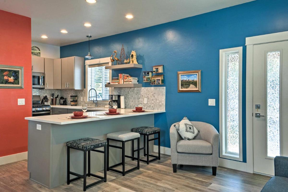 Missoula Getaway with Balcony, 2 Mi to Downtown! - Housity