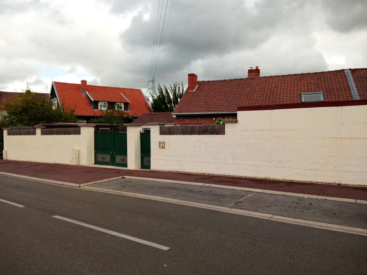 Studio neuf tout confort très calme - Housity