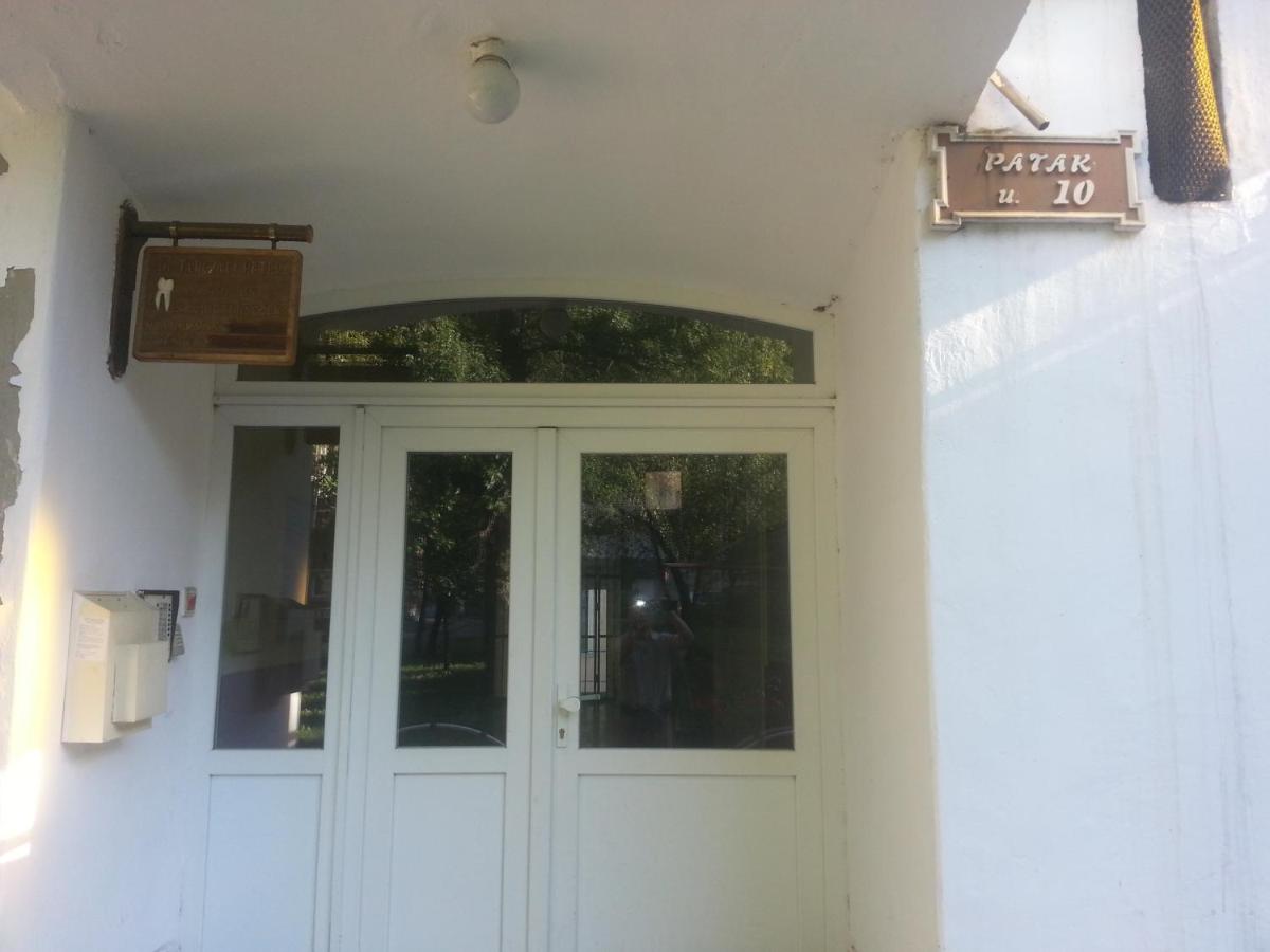 Downtown Apartment Miskolc - Housity