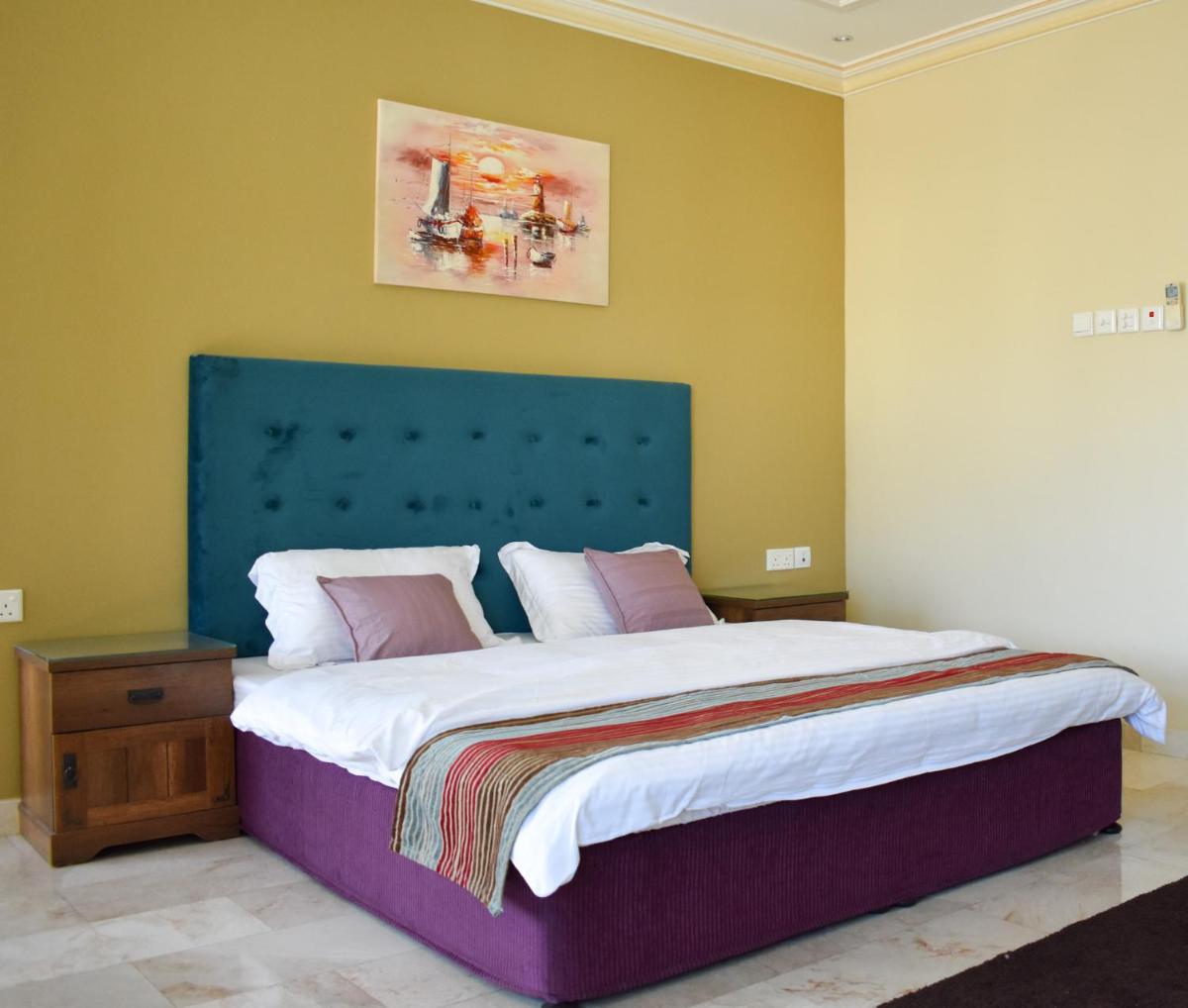 Muscat Villa - Housity