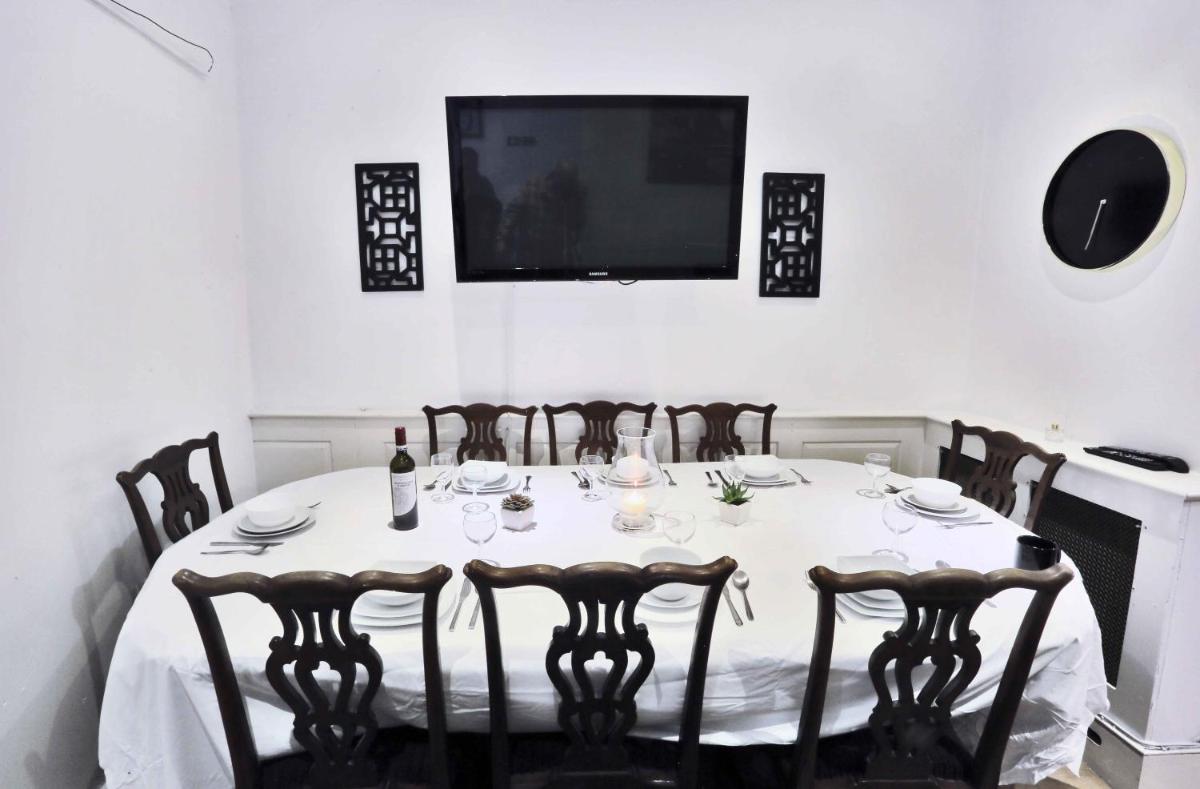 Magical & Charming 8 rooms Covent Garden TownHouse - Housity