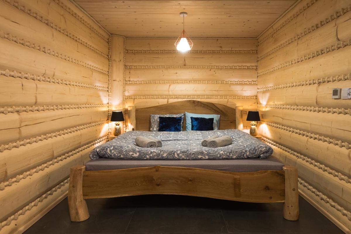 Beskid Wood Houses - Housity