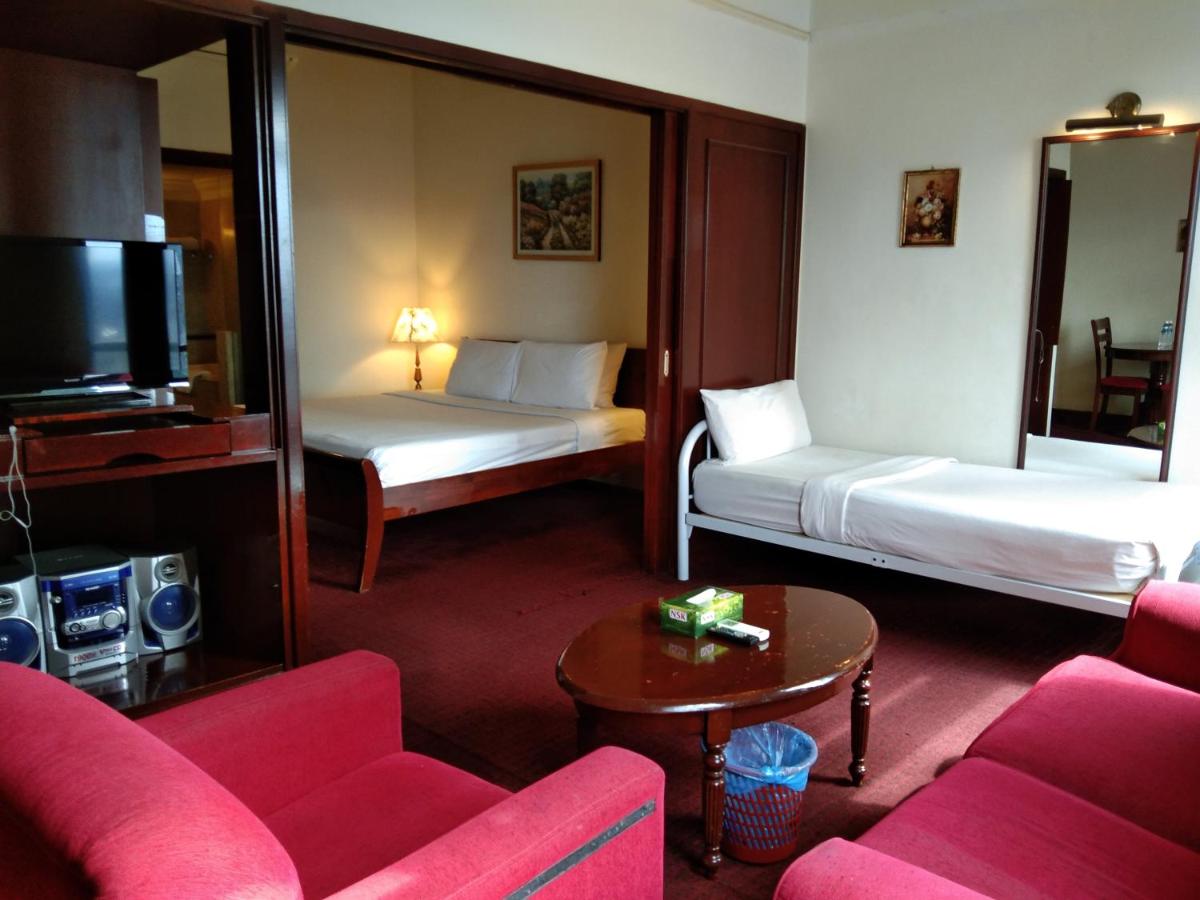 Tourism Service Suites At Times Square KL - Housity