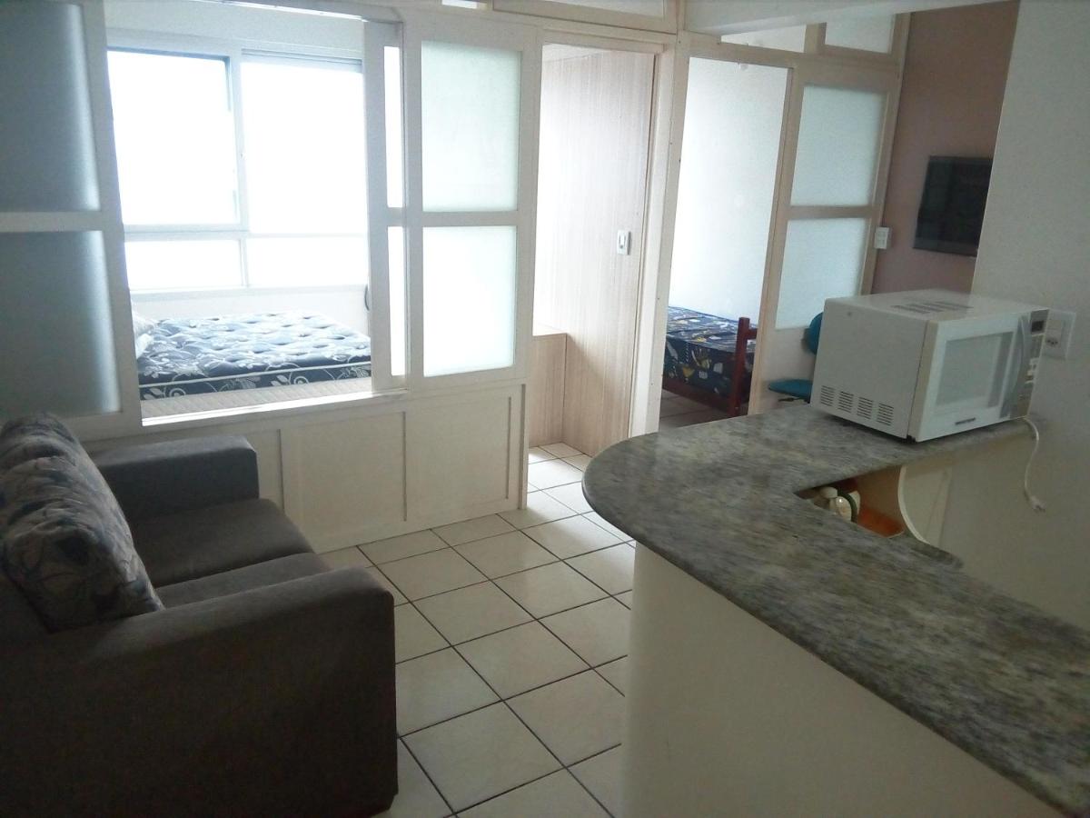 Apartamento 308, Marina, Centro - Torres - RS - Housity