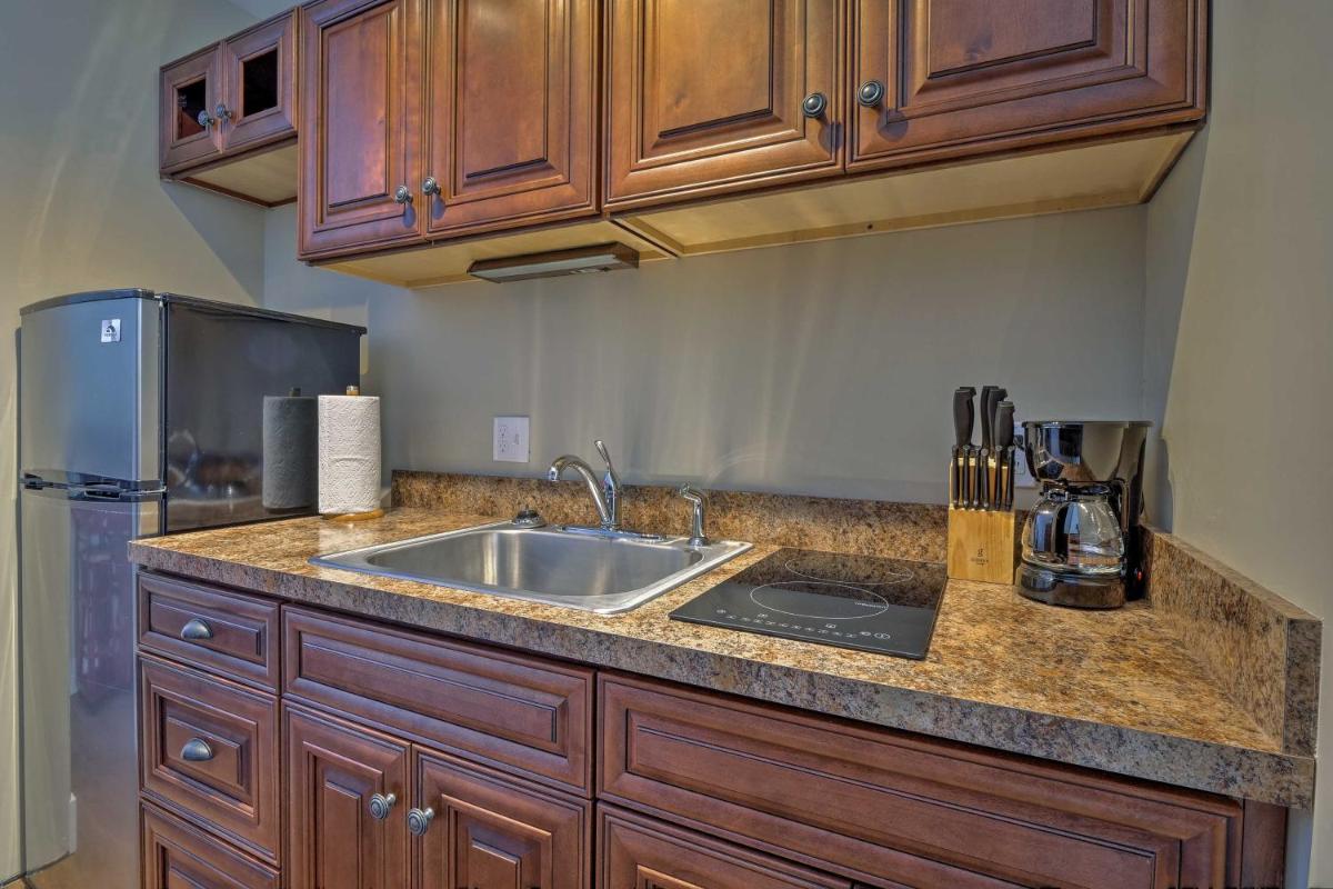 Gunnison Studio with Shuttle 30 Mi to Crested Butte - Housity
