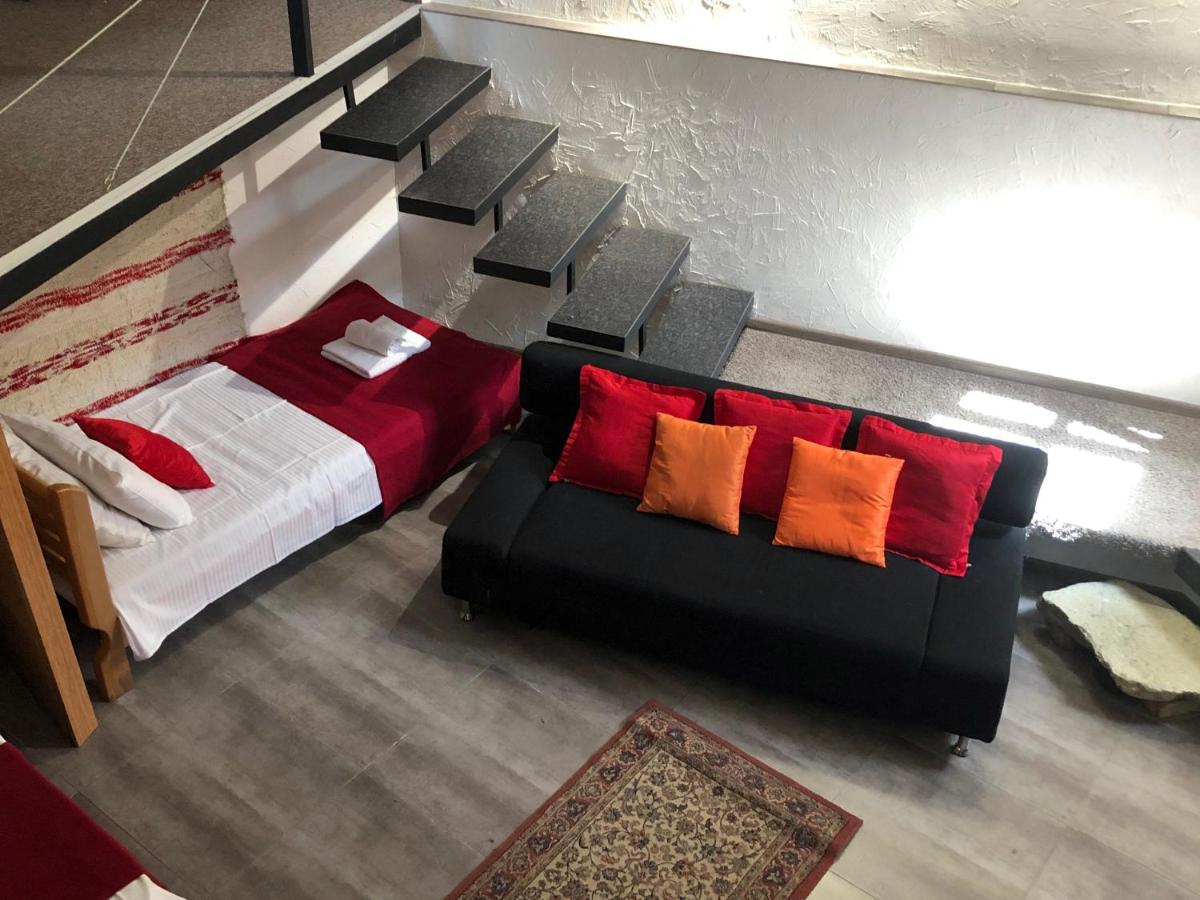 Guesthouse Pipo - Housity