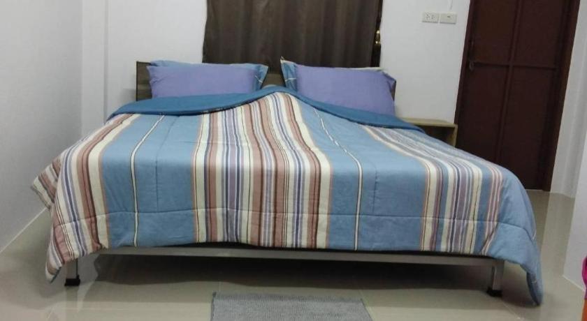 Thanaponsiri House - Housity