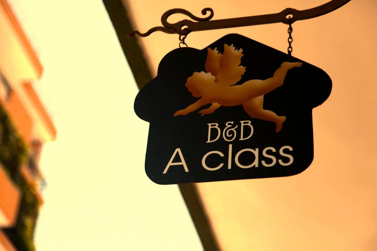 A Class - Housity