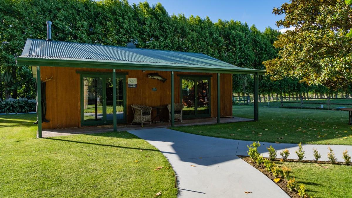 The Jolly Poacher Retreat - Housity