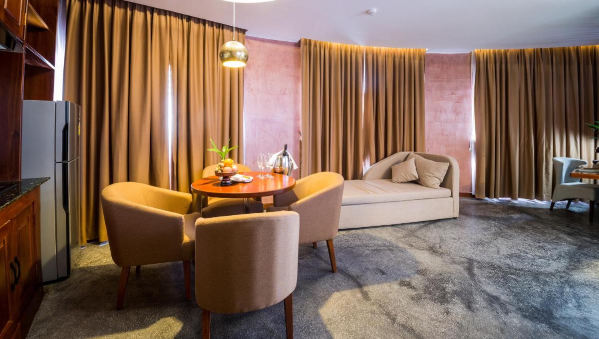 Almond Hotel Bassac River - Housity
