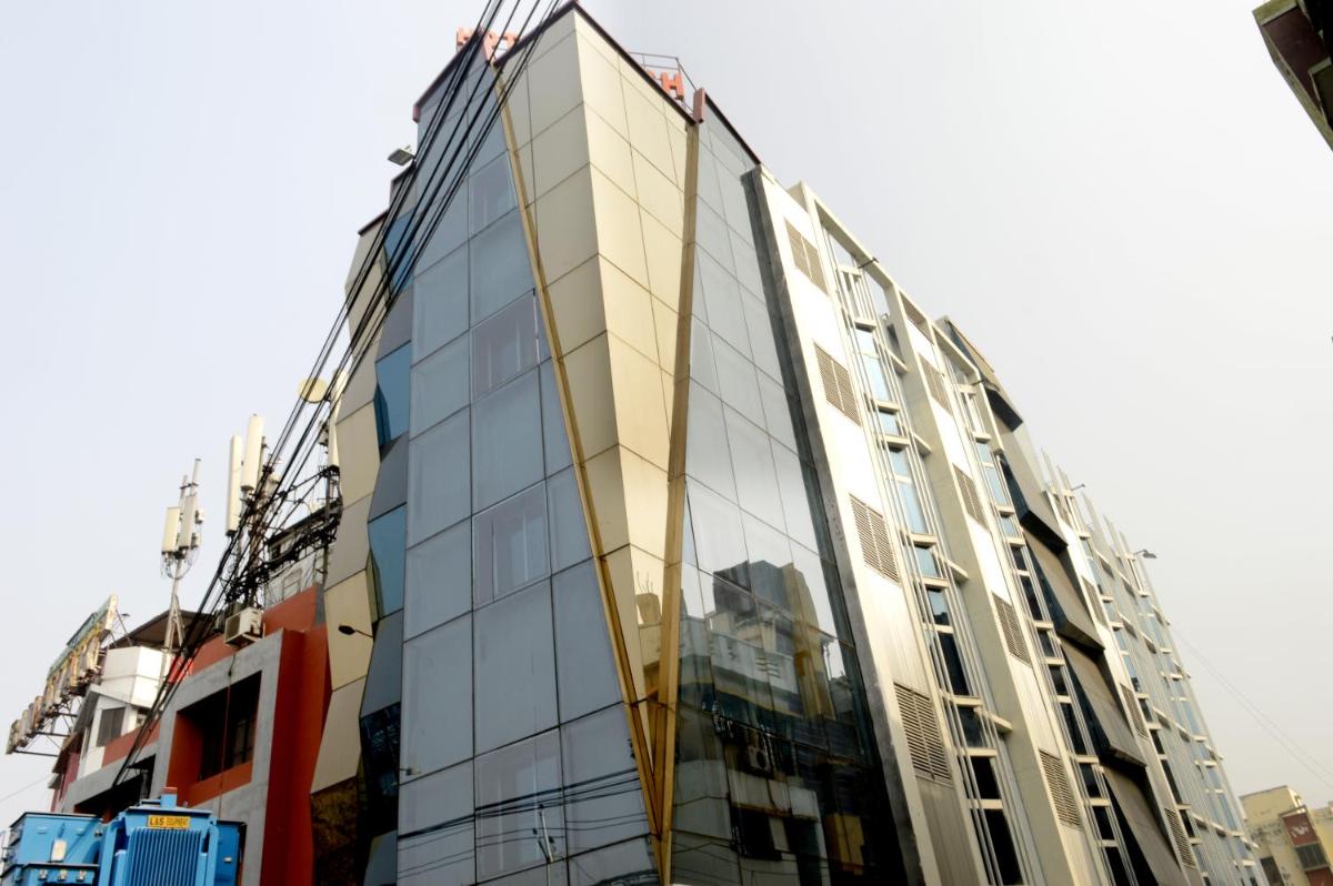 Suitetrails - HOTEL SHREESH KOLKATA