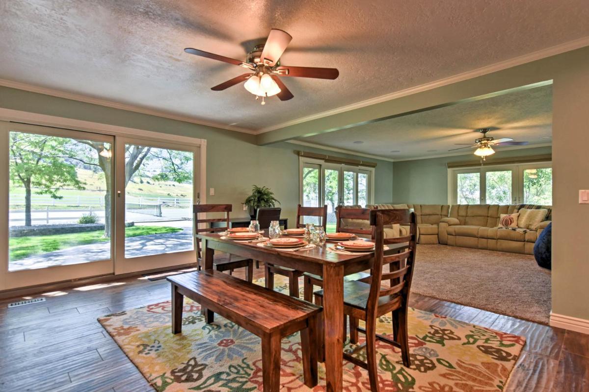 Wellsville House with Mtn Views and Pickleball Court! - Housity