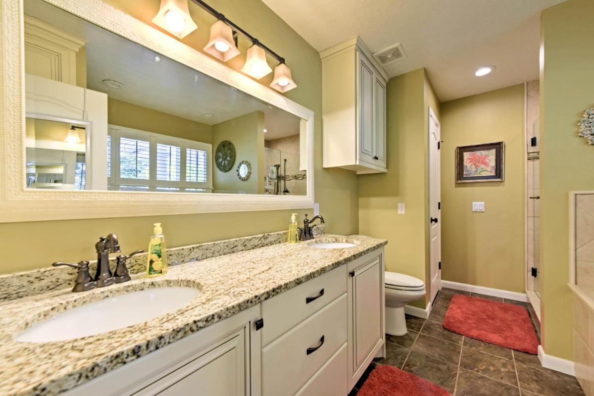 Wellsville House with Mtn Views and Pickleball Court! - Housity