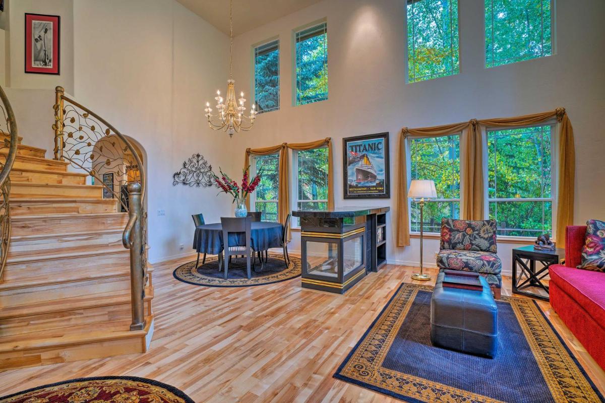 Grand Hailey Home by Big Wood River and Sun Valley! - Housity