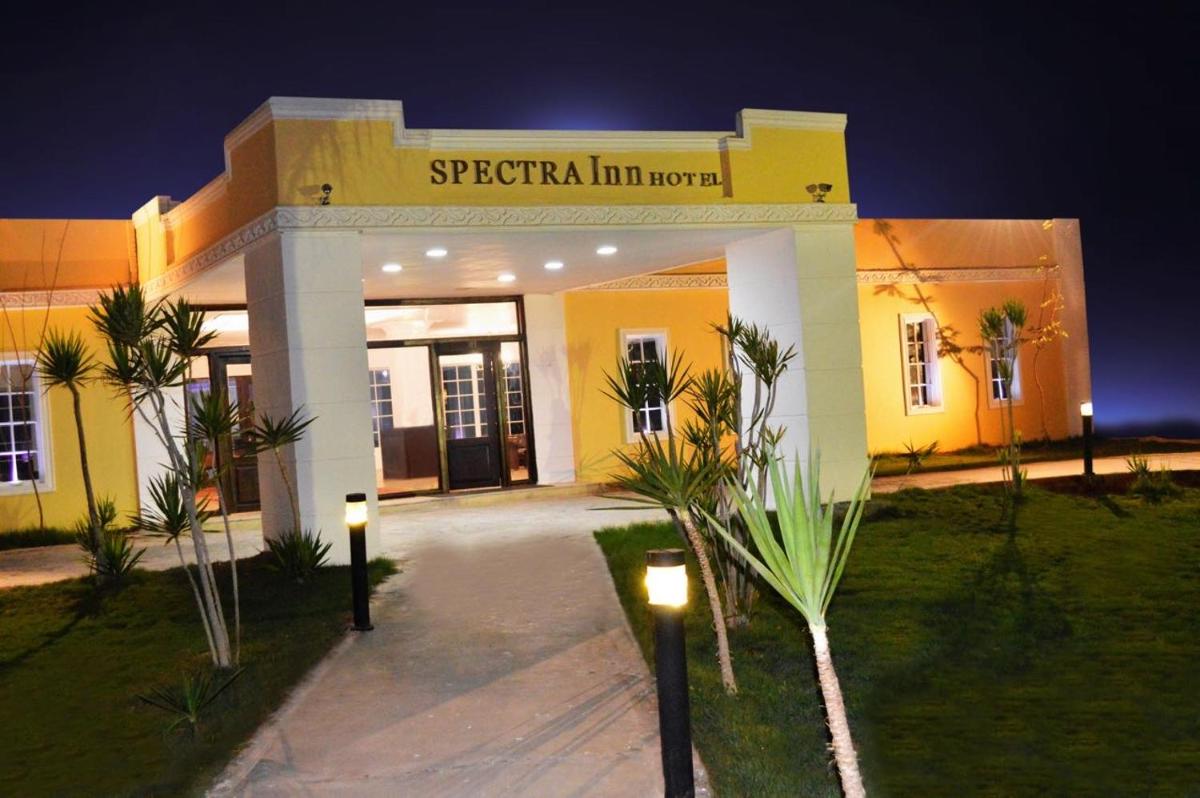 Spectra Inn Hotel - Housity