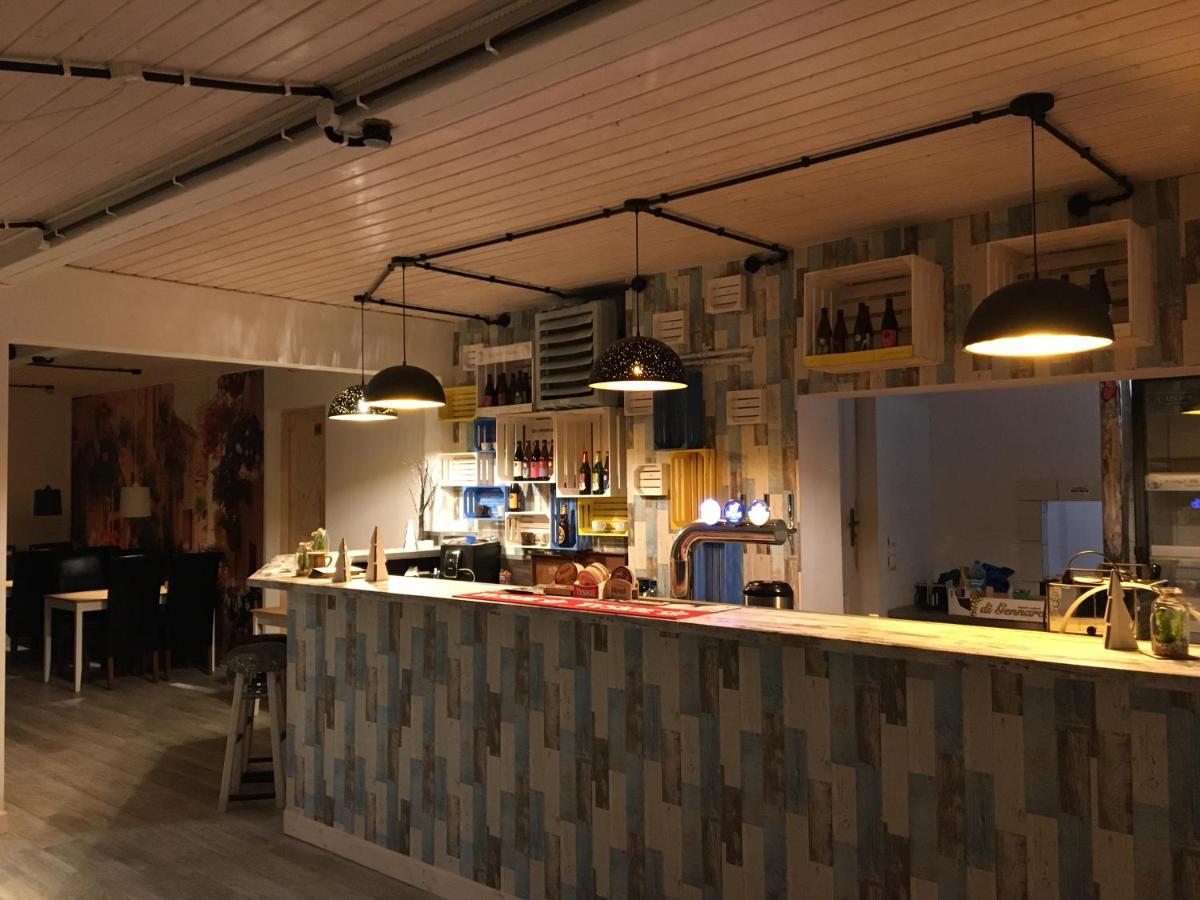 Bieszczadzki Brat Noclegi-Restauracja - Housity