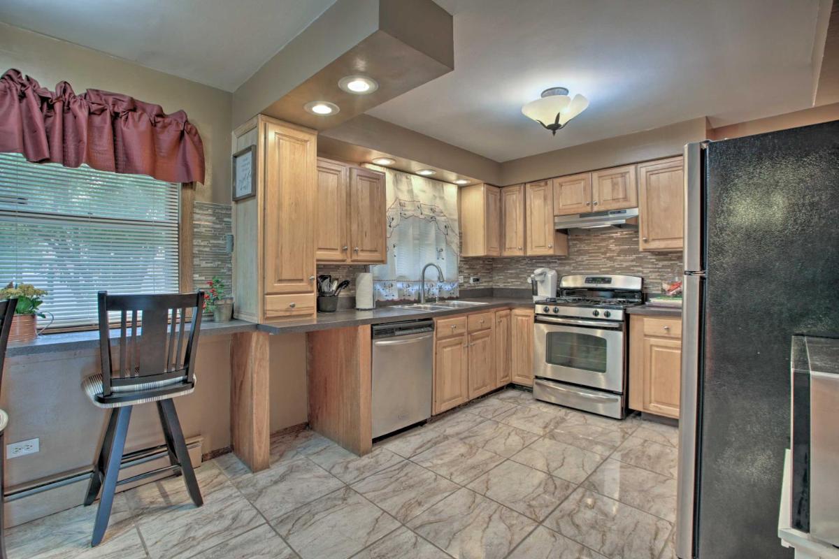 Home with Yard and Patio about 30 Mi to Downtown Chicago - Housity