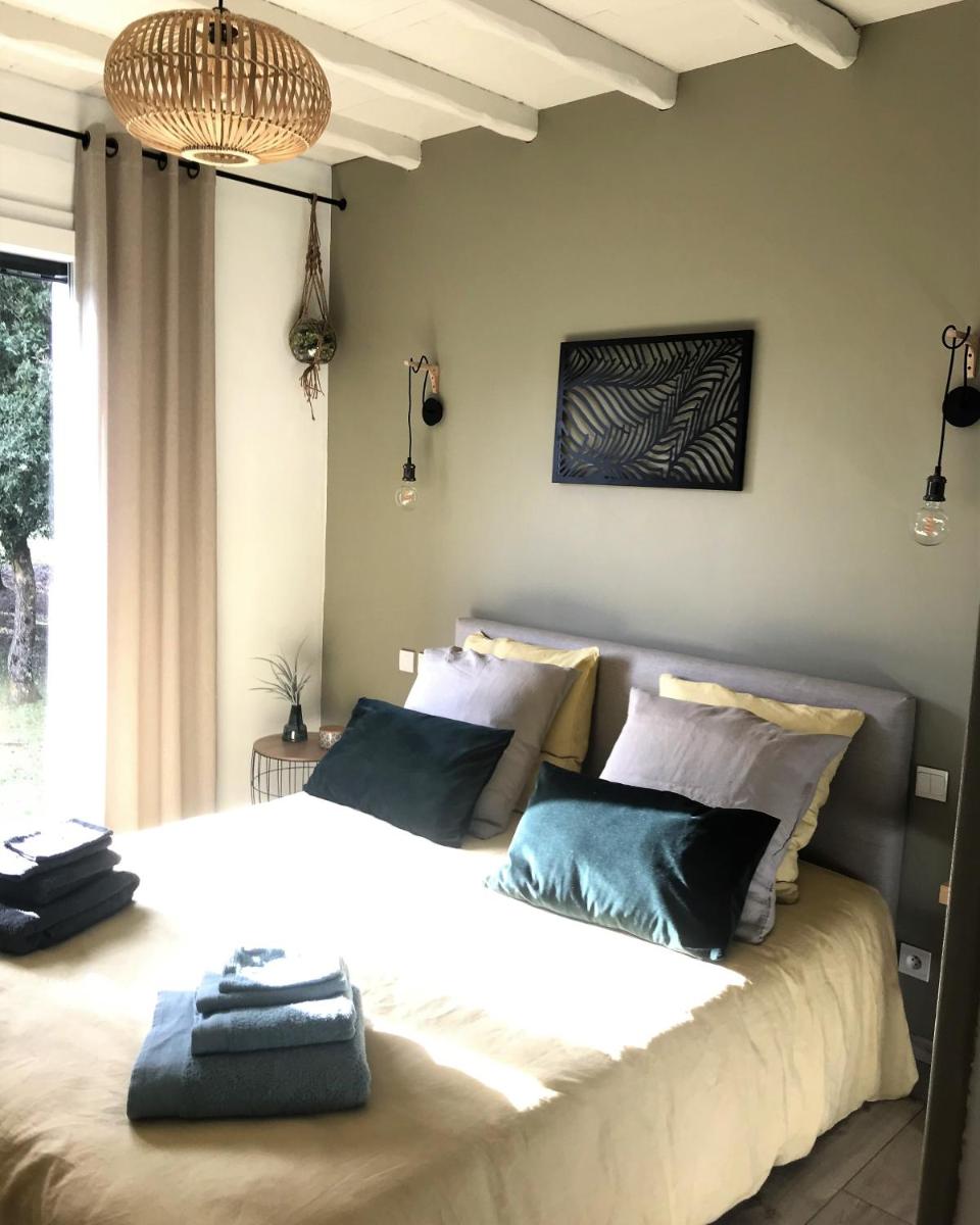 Chambre d'hôte à La maison du petit bois 4 étoiles - Housity