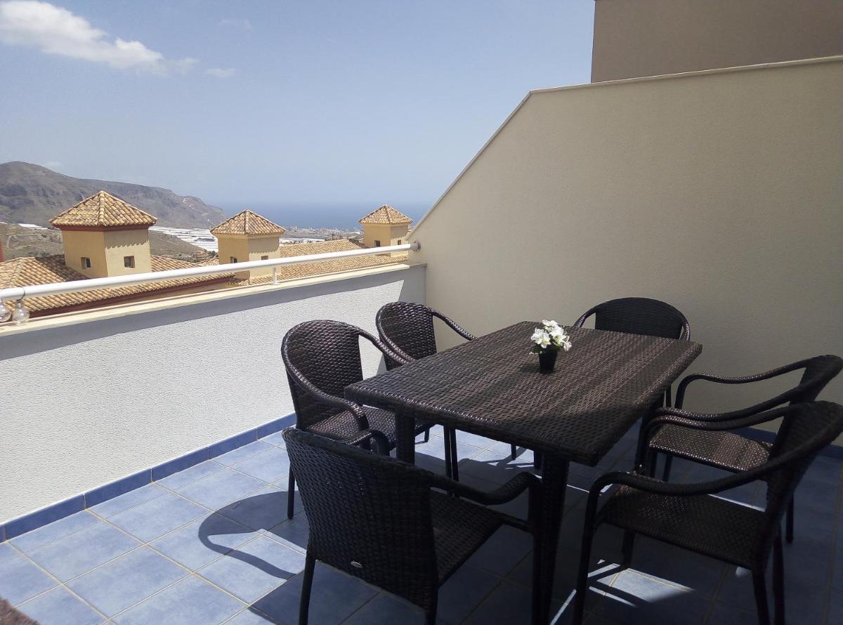 Vistas verdes Apartamento Deluxe - La Envía Golf - Housity