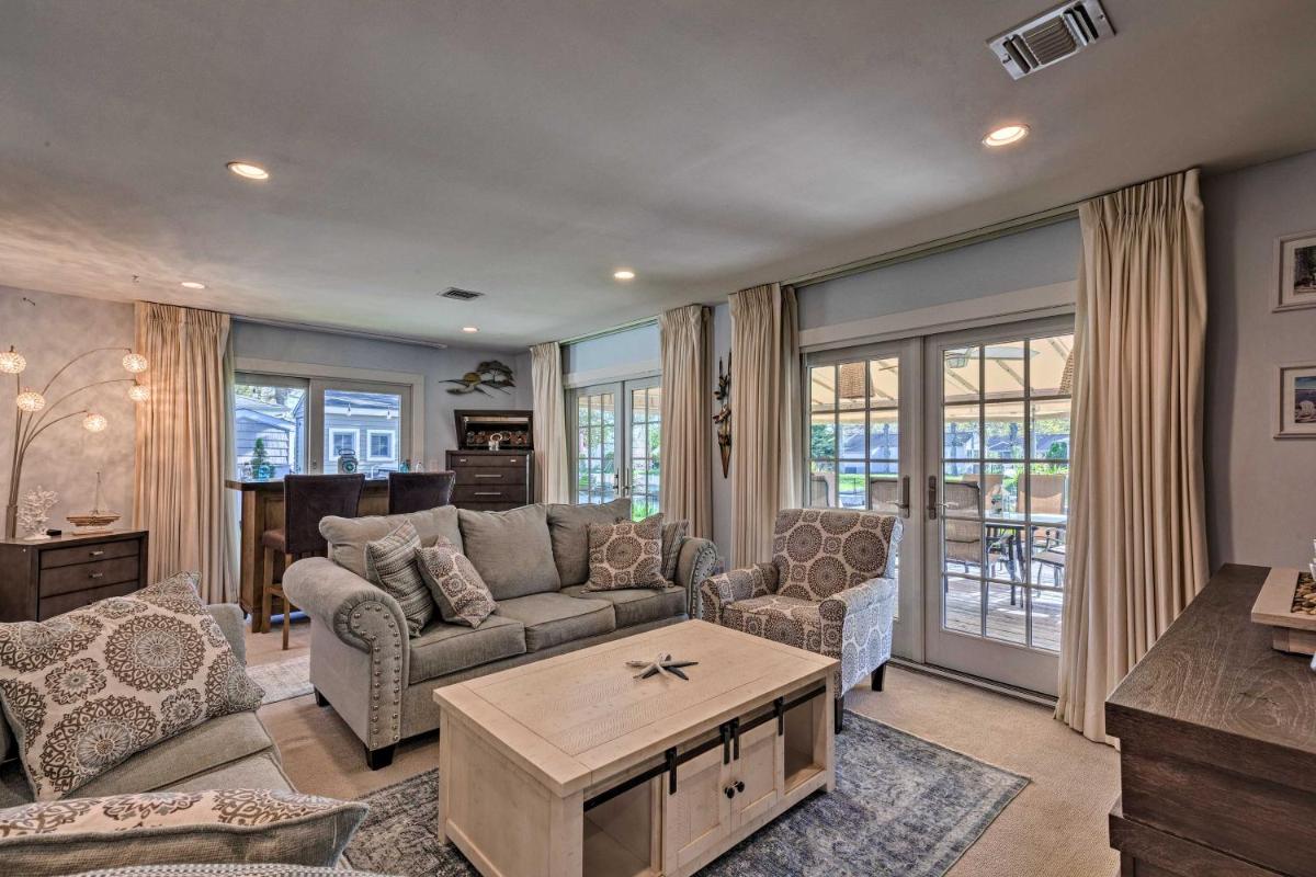 Luxury Hamptons Home on Canal with Dock and Kayaks! - Housity