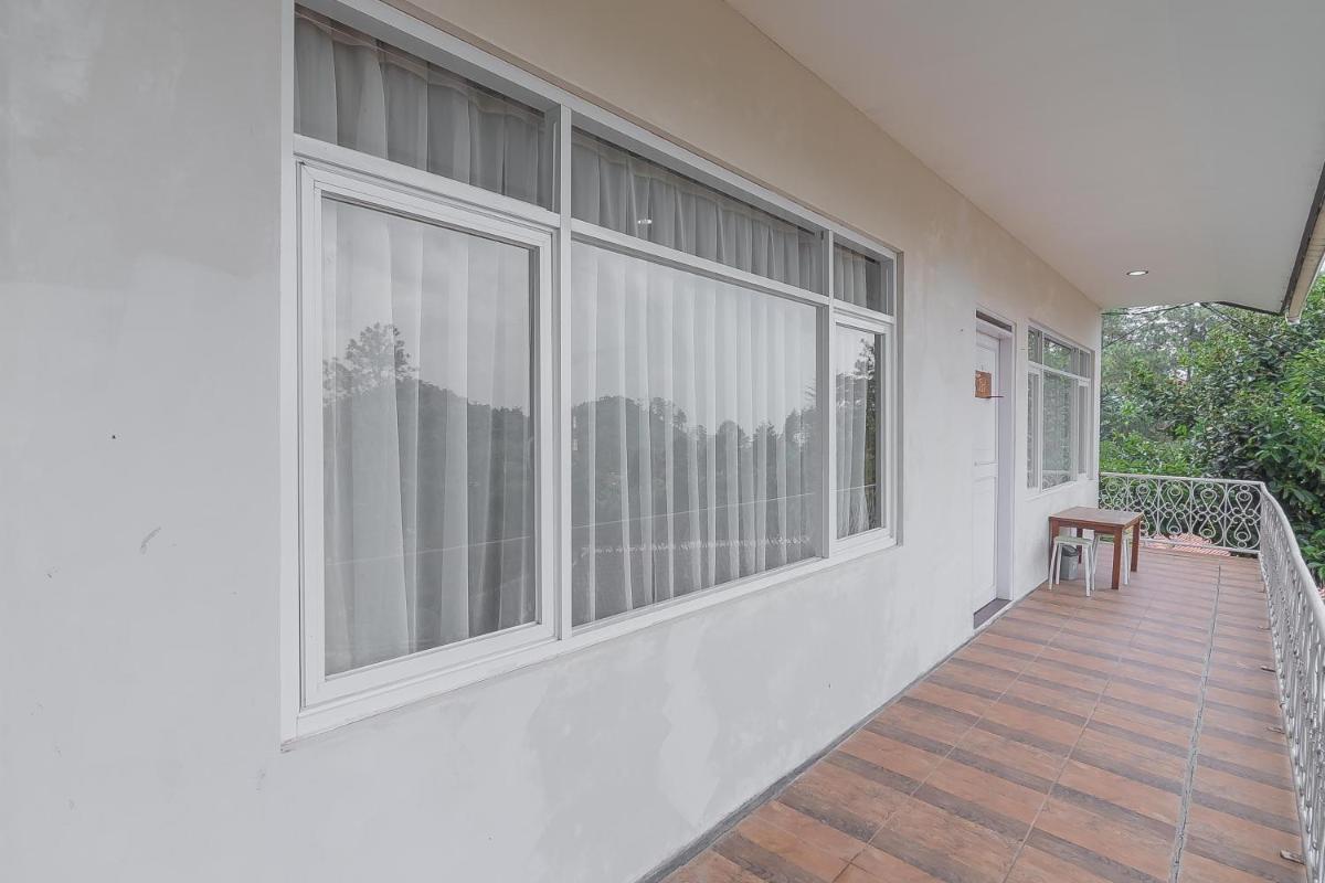 RedDoorz Resort Syariah near D'Castello Ciater Subang - Housity