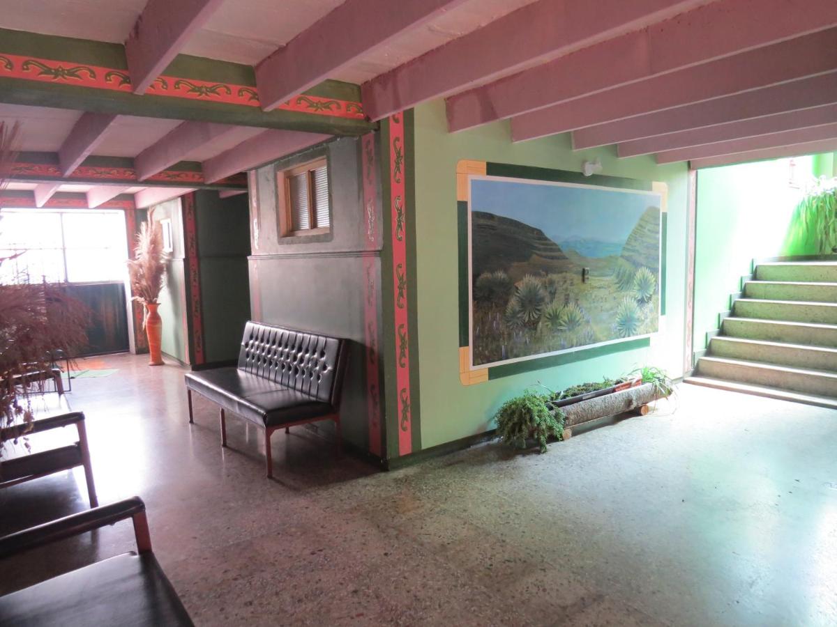 Hotel Portón De Ocetá - Housity