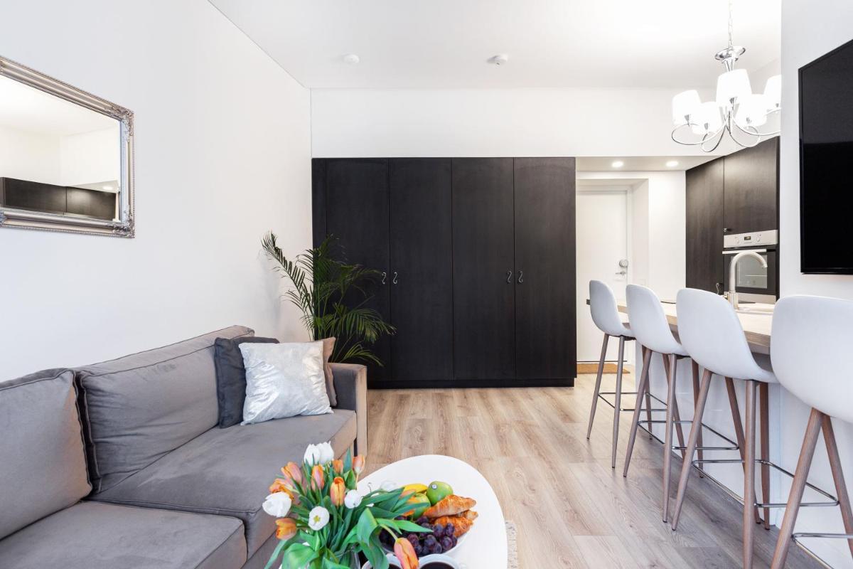 Cozy Naugarduko Apartments Close to Vilnius Old Town - Housity