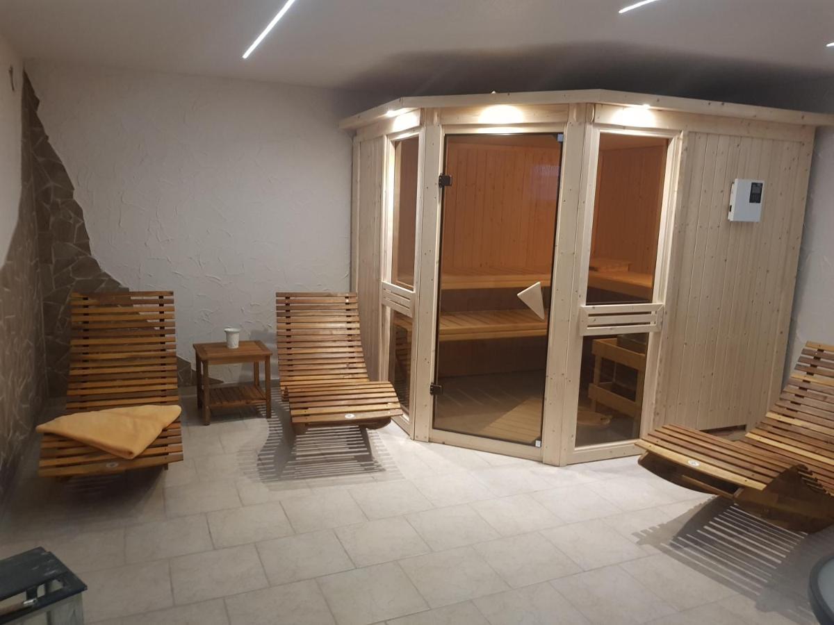 Ferienwohnung Am Alten Forsthaus Neuenbau - Housity