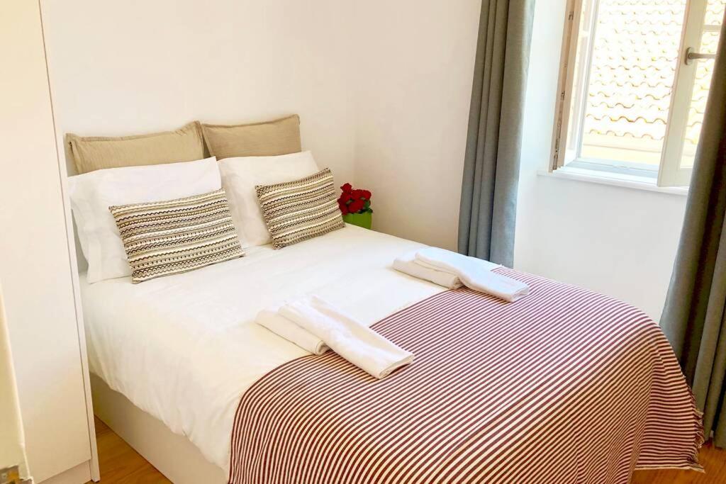 Heart of Lisbon Private Apartment, Bairro Alto - Housity